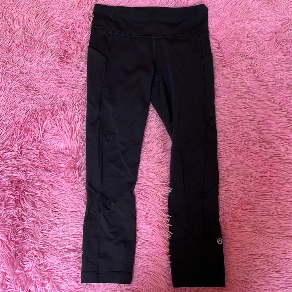 lululemon black leggings with zippers and pockets